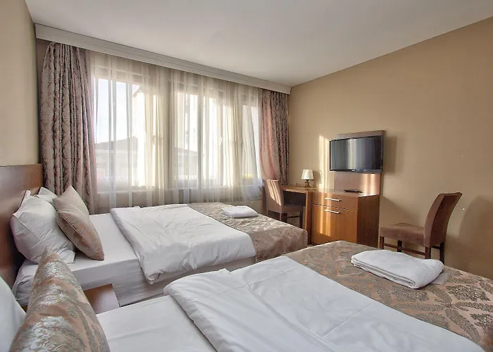 فندق Wide Taksim 3*