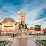 酒店 Wide Taksim 3*